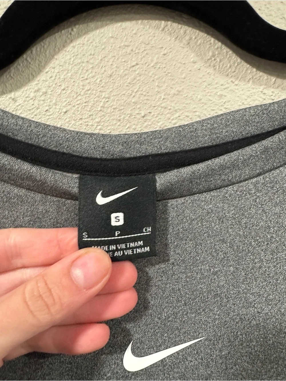 Nike Therma Crewneck Gray and Peach